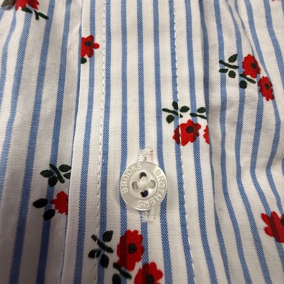Brooks Brothers Women's Cotton Ruffled Floral Button Shirt Peter Pan Collar sz 6 - Picture 9 of 15